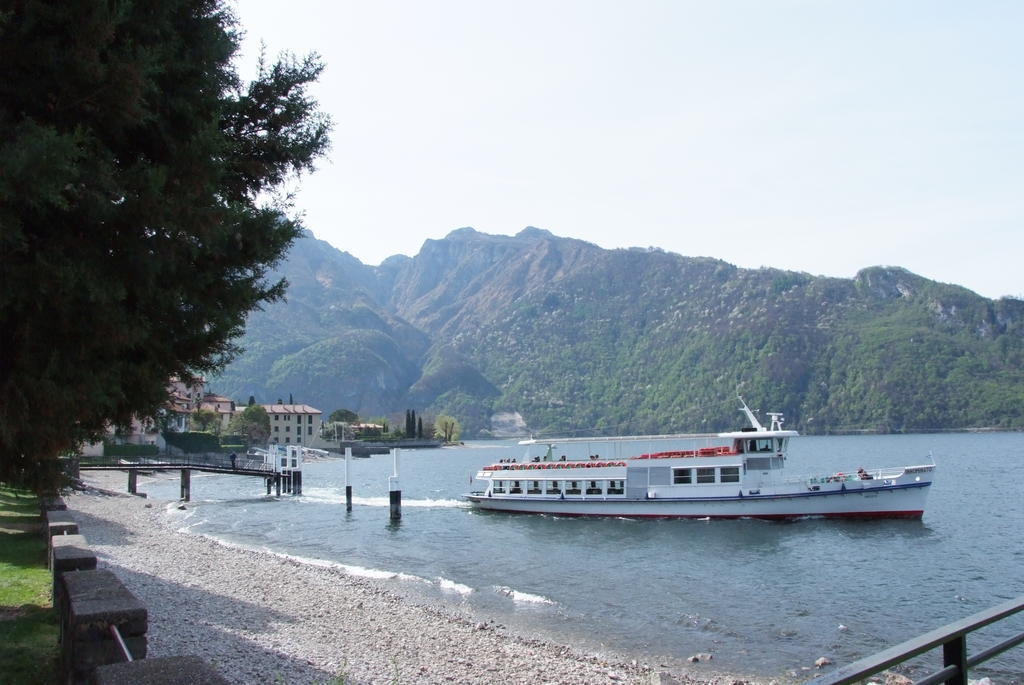 Veroalex Abbadia Lariana Luaran gambar